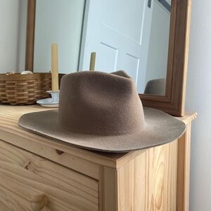 Gigi Pip Zephyr Rancher (Adult)